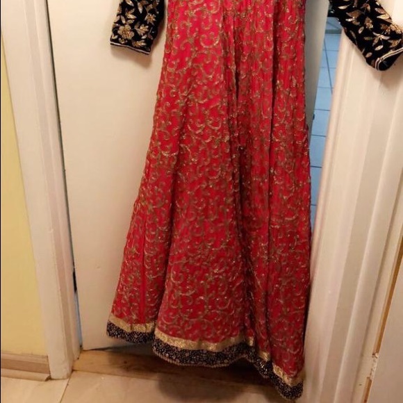 Bollywood Party-wear gown - Picture 2 of 2